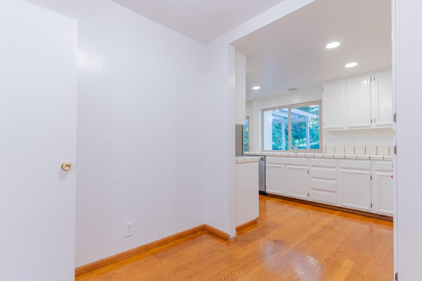 6 Havenridge Court