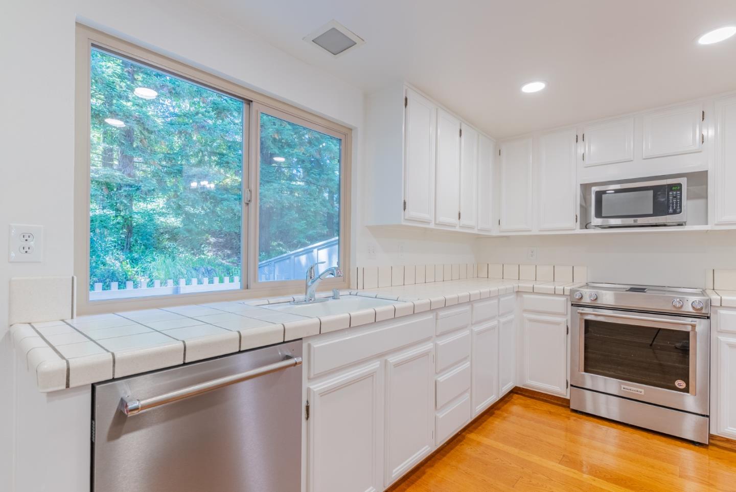 6 Havenridge Court