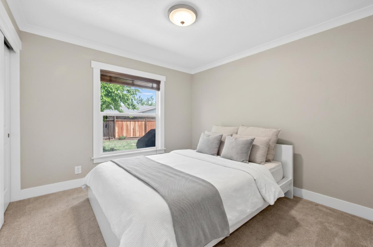 2393 Stratford Drive