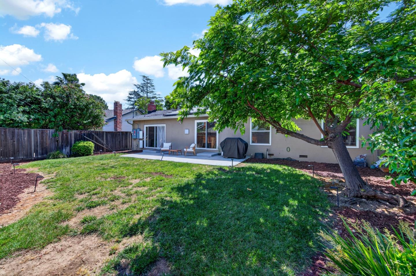 2393 Stratford Drive