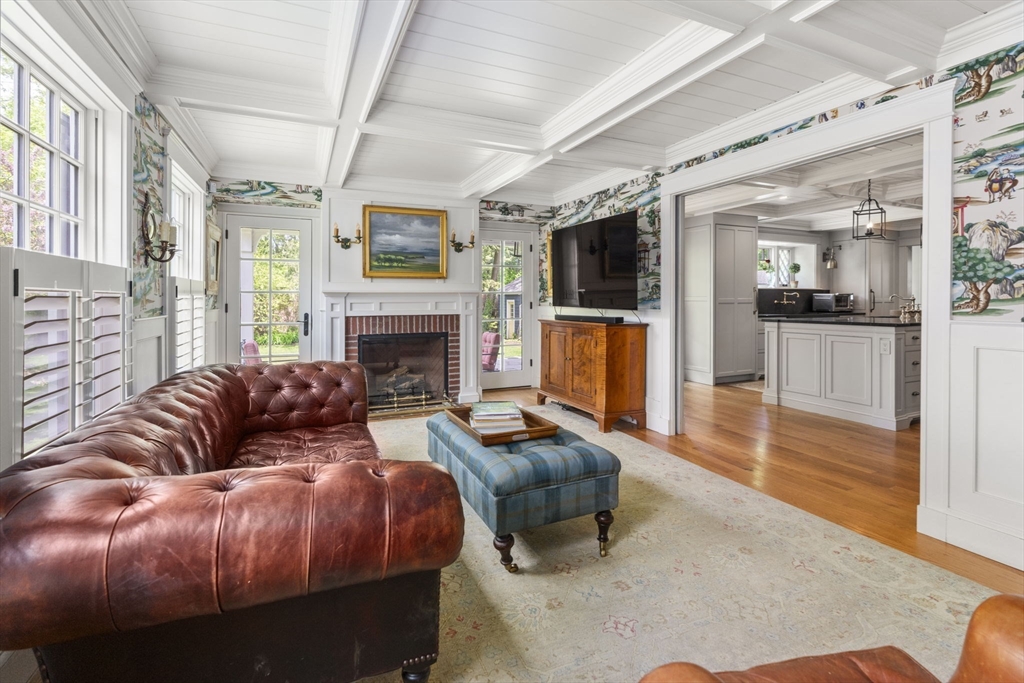 16 Upland Road