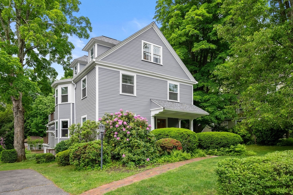 27 Forest Street