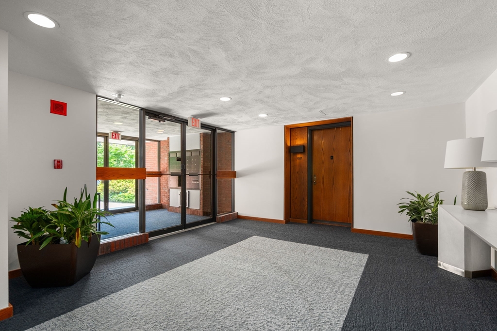75 Grove Street # 429