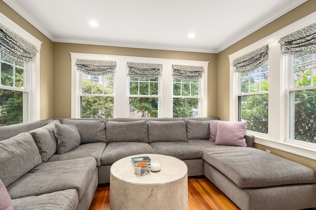 7 Hastings Street