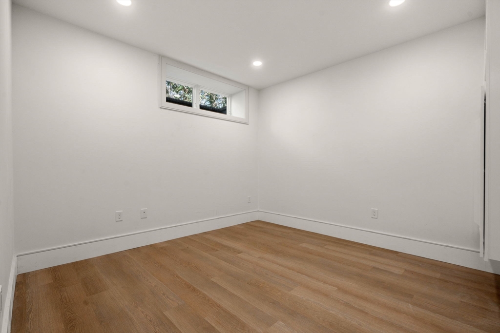460 Weston Road