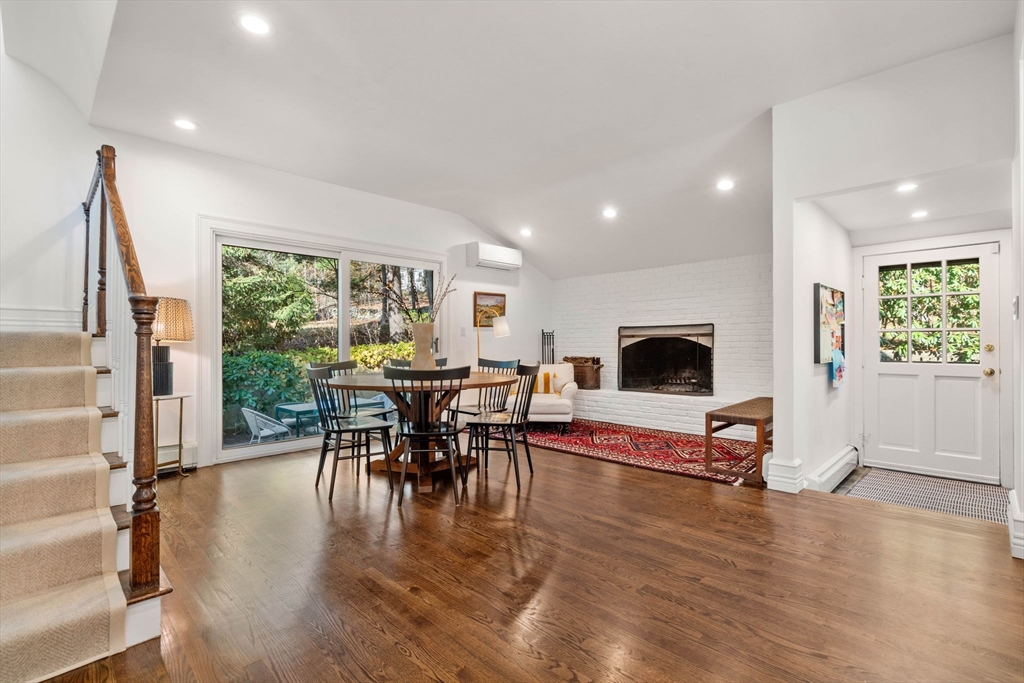 86 Abbott Rd
