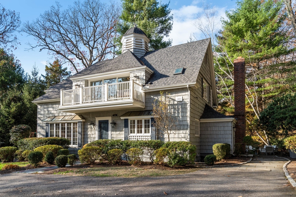 86 Abbott Rd