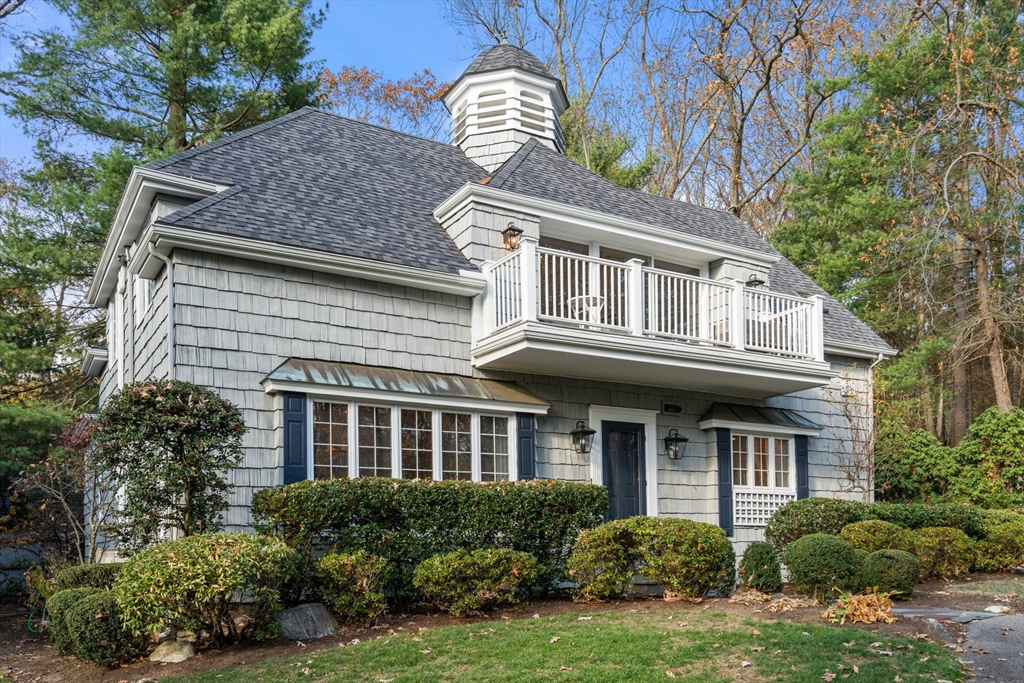 86 Abbott Rd