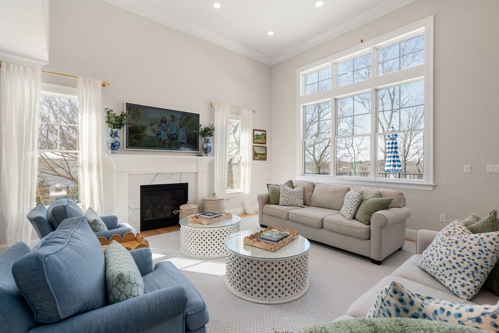 33 Maugus Hill Road