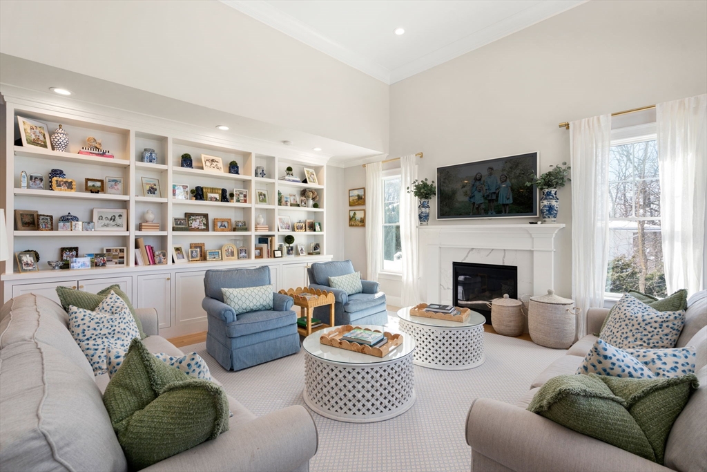 33 Maugus Hill Road