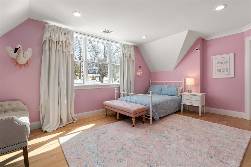 33 Maugus Hill Road