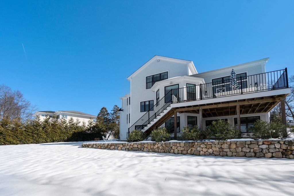 33 Maugus Hill Road