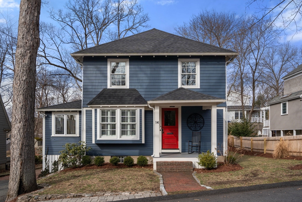 14 Curve Street