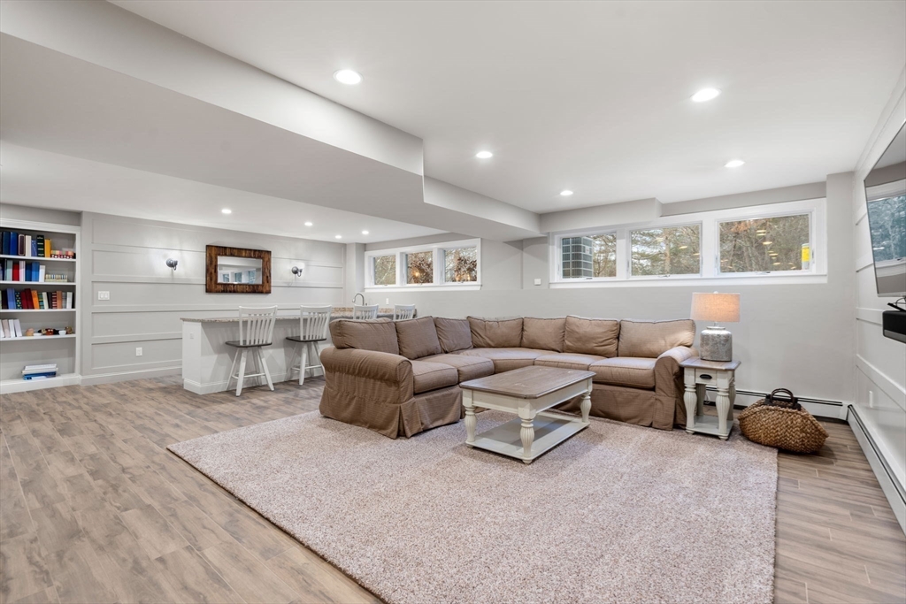 12 Donnelly Drive