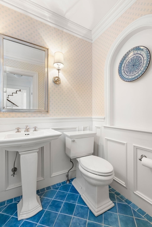 182 Winding River Road