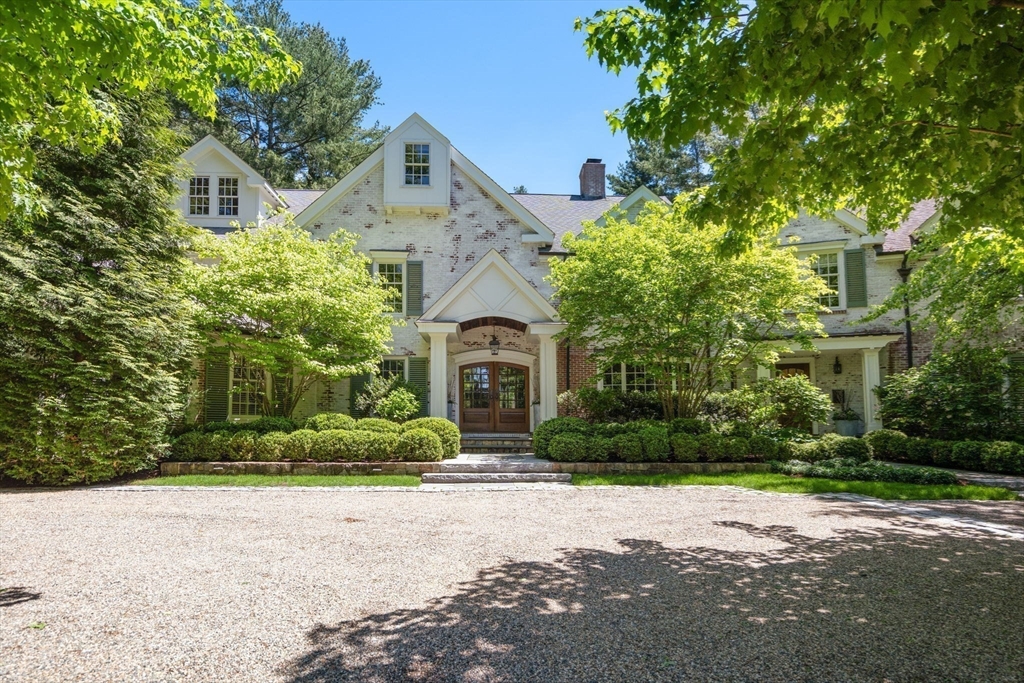 48 Scotch Pine Rd