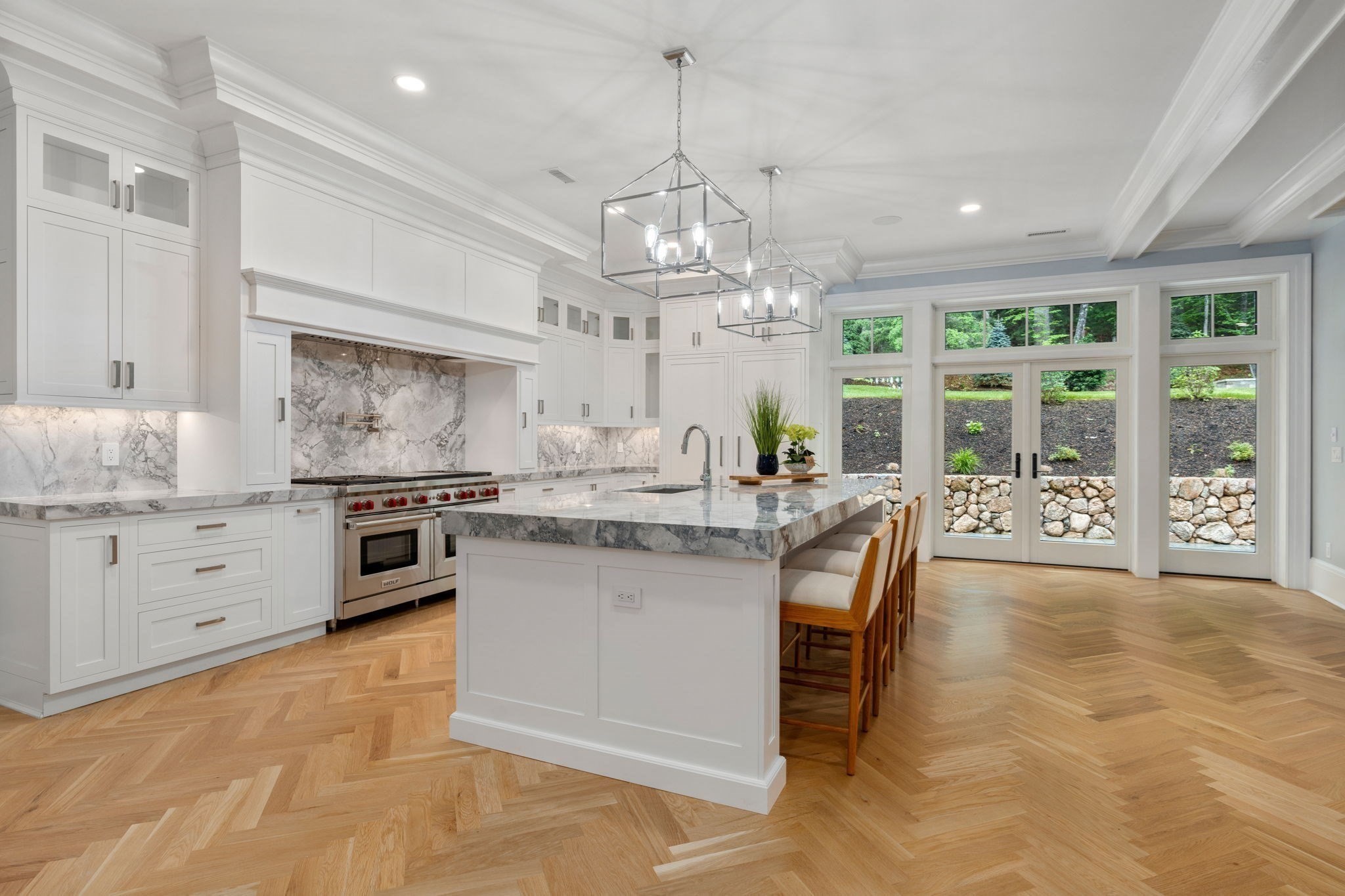 196 Pond Road
