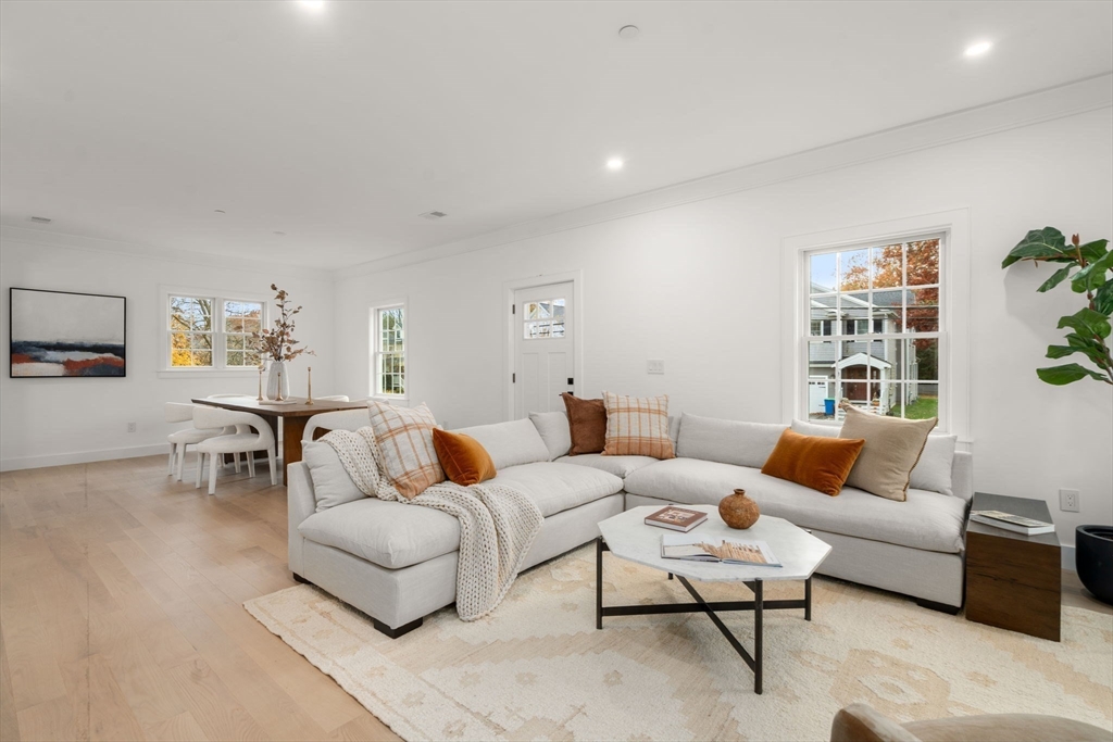 63 Oak Street # B