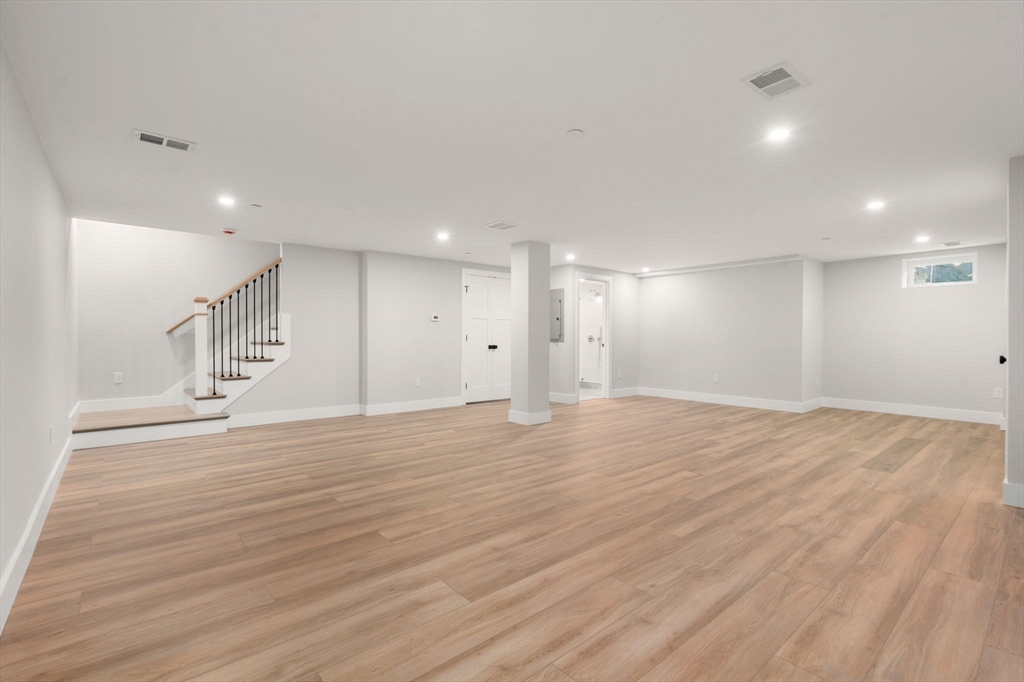 63 Oak Street # B