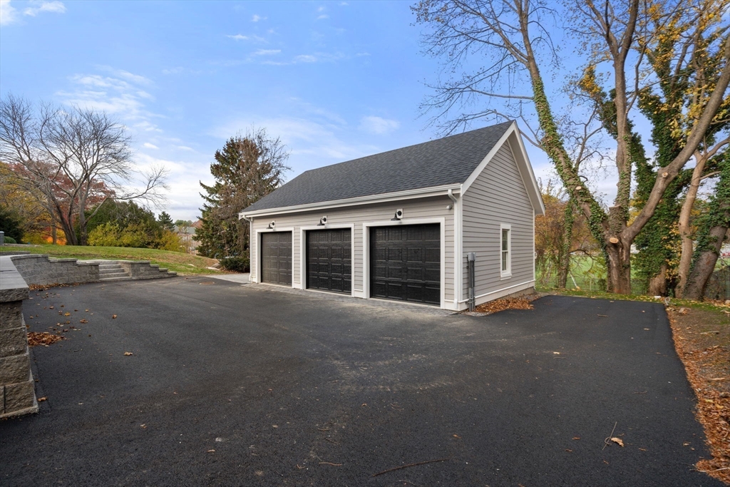 63 Oak Street # B