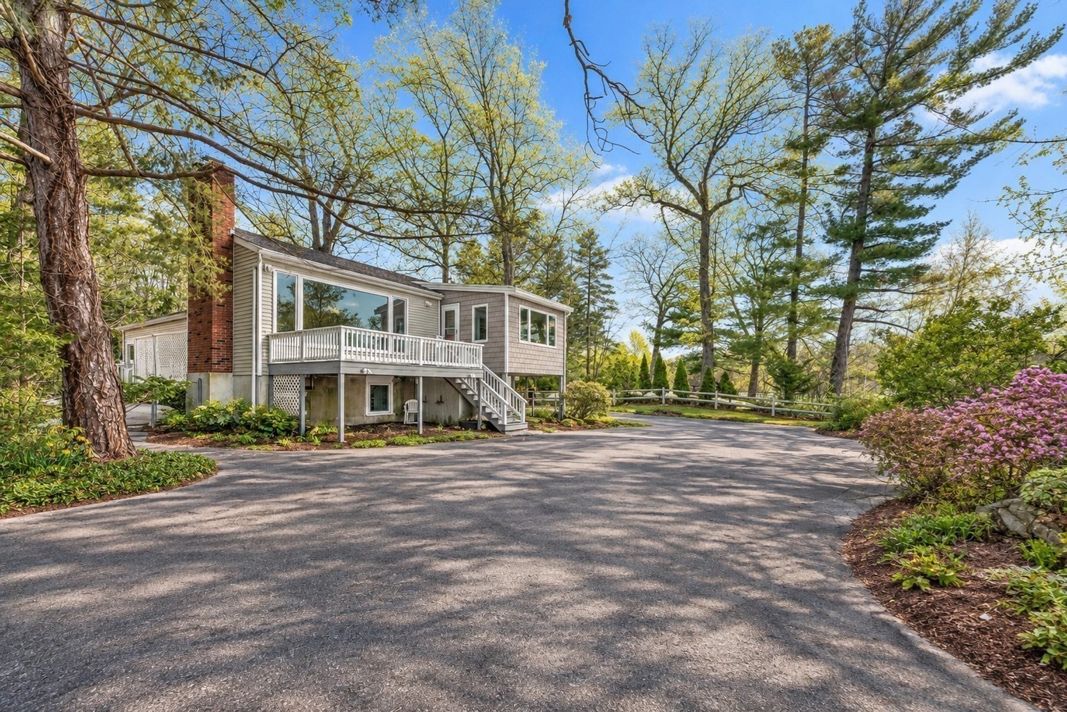 33 College Road