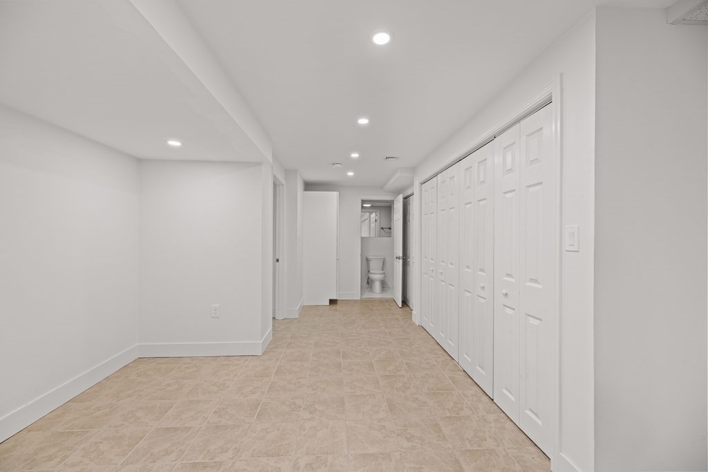 33 College Road
