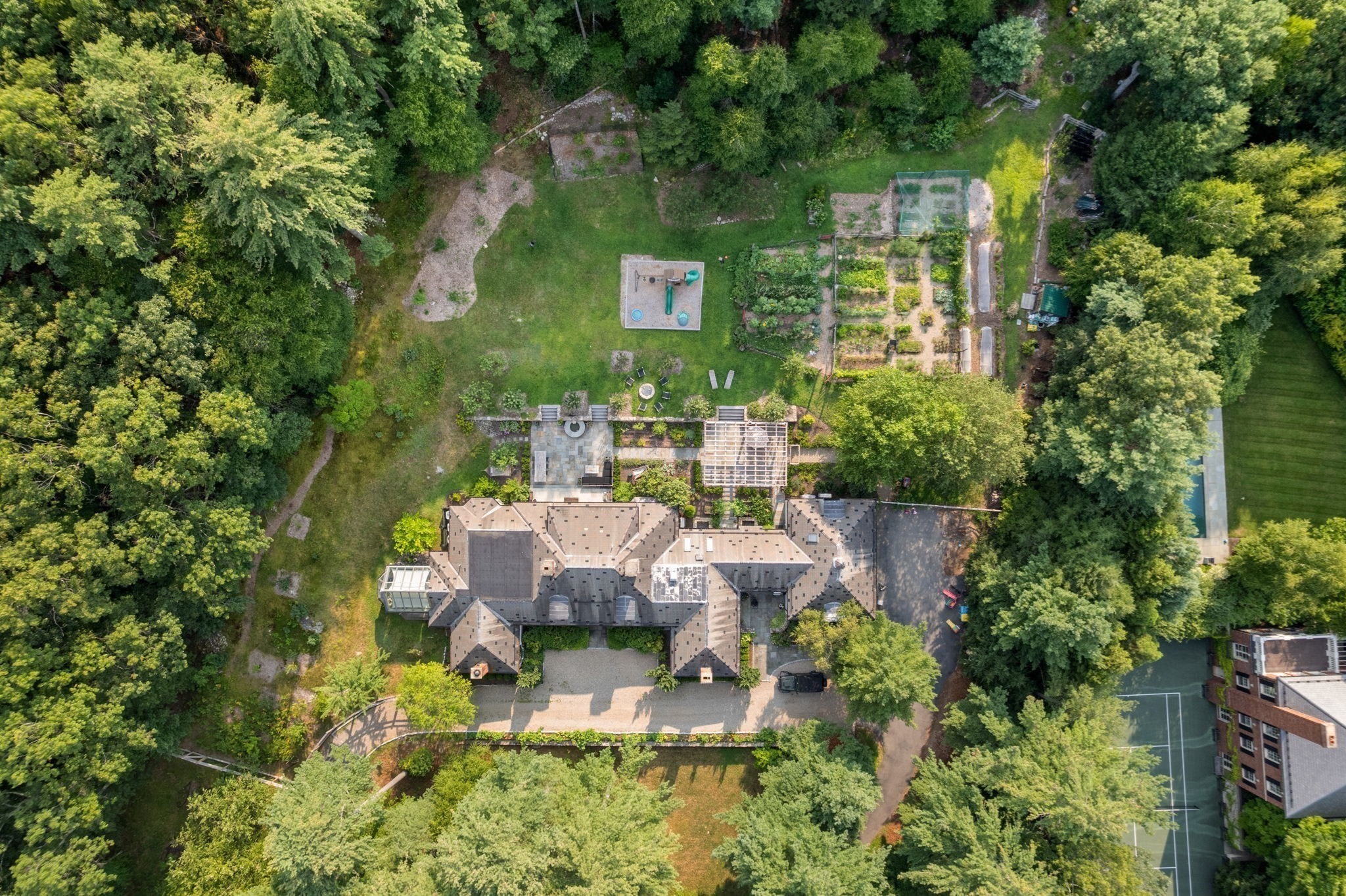 150 Pond Road