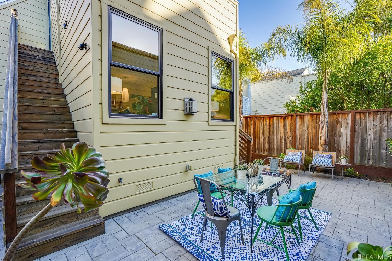 972 Dolores Street Unit: B