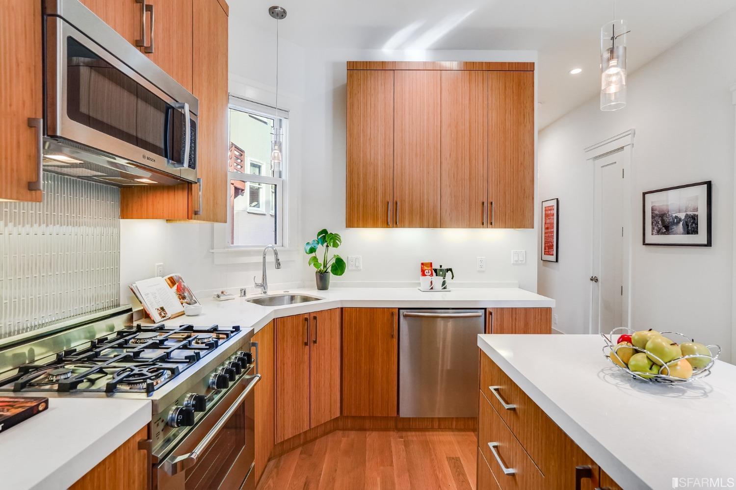 972 Dolores Street Unit: B