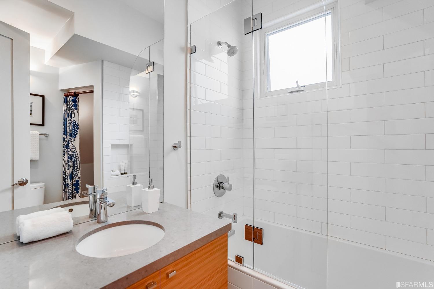 972 Dolores Street Unit: B