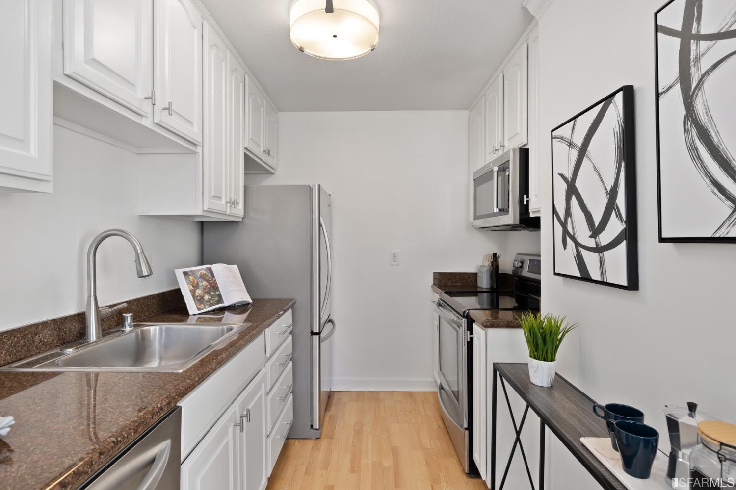 1545 Broadway Street Unit: 203