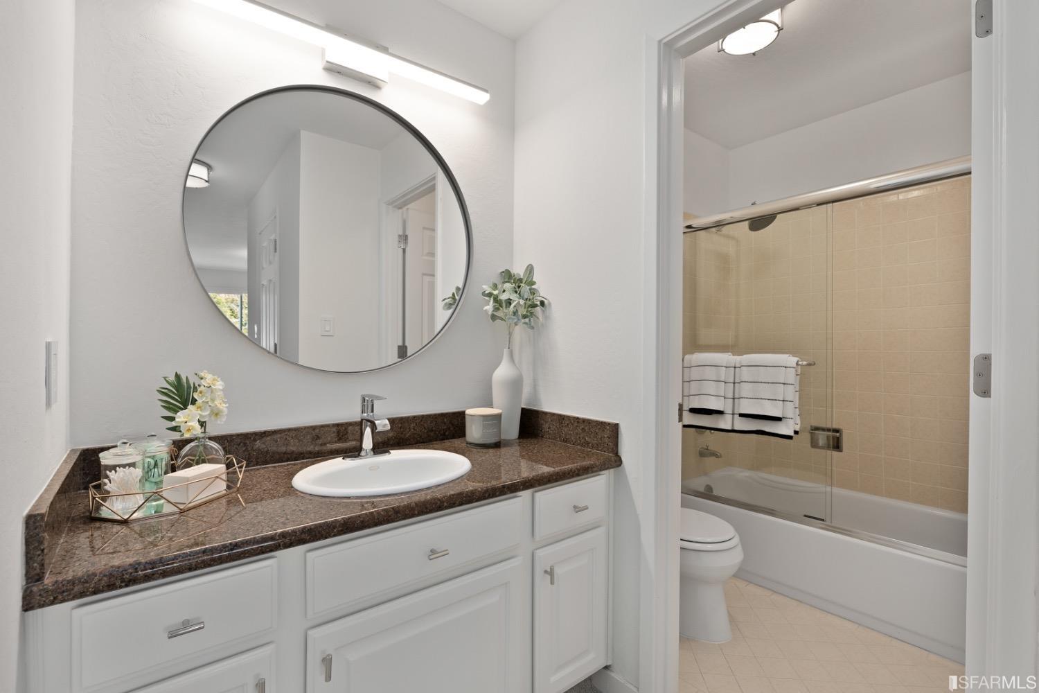 1545 Broadway Street Unit: 203