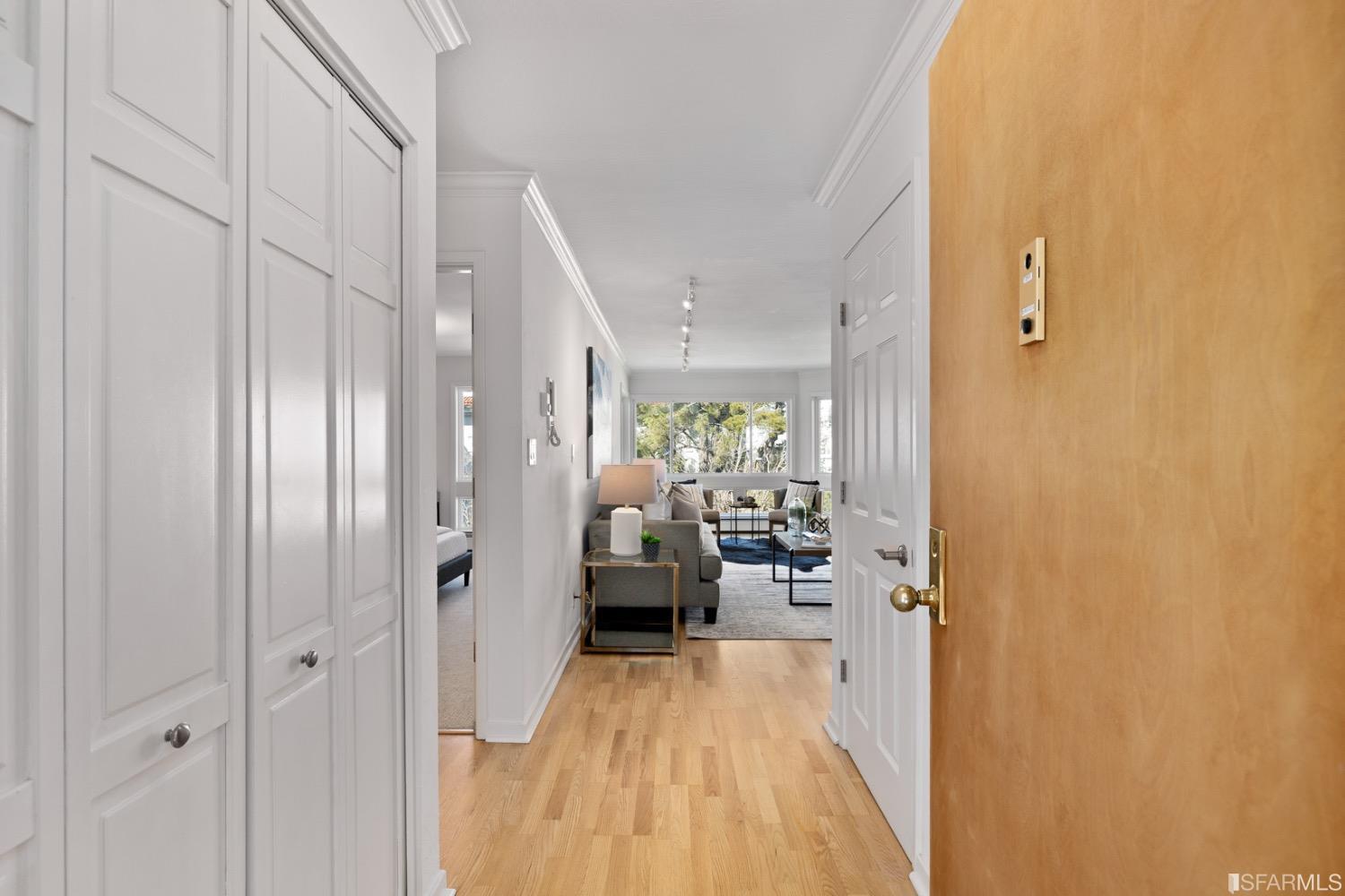 1545 Broadway Street Unit: 203