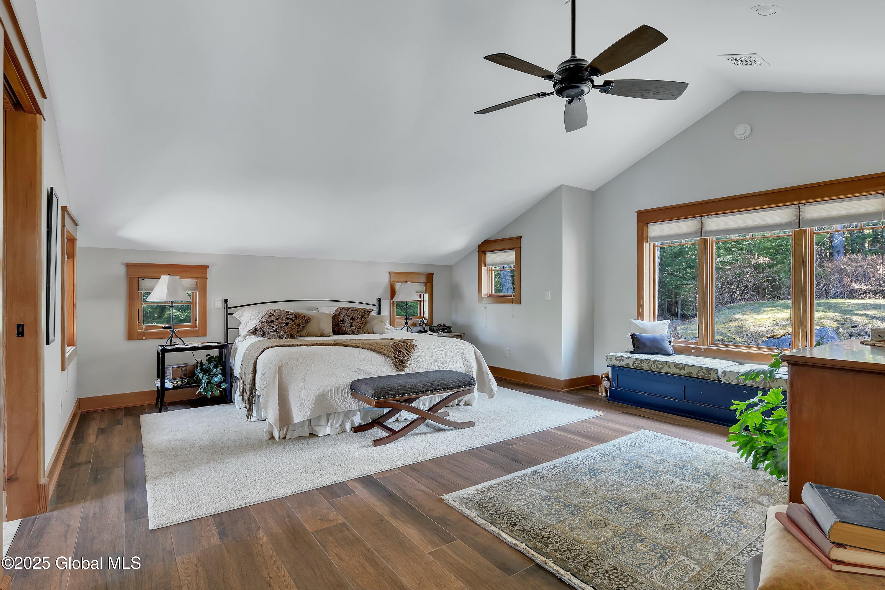 5666 Lake Shore Drive Drive