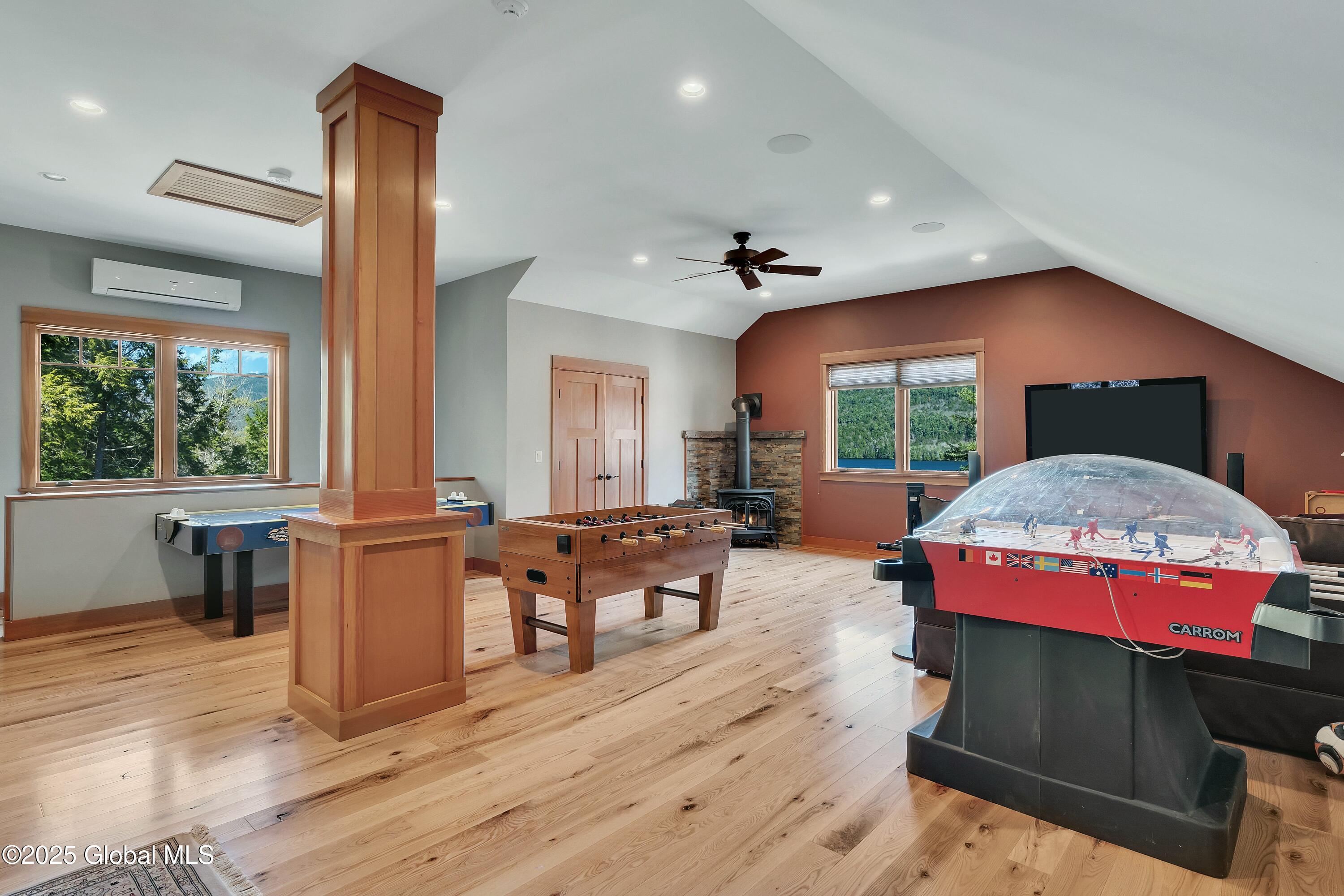 5666 Lake Shore Drive Drive