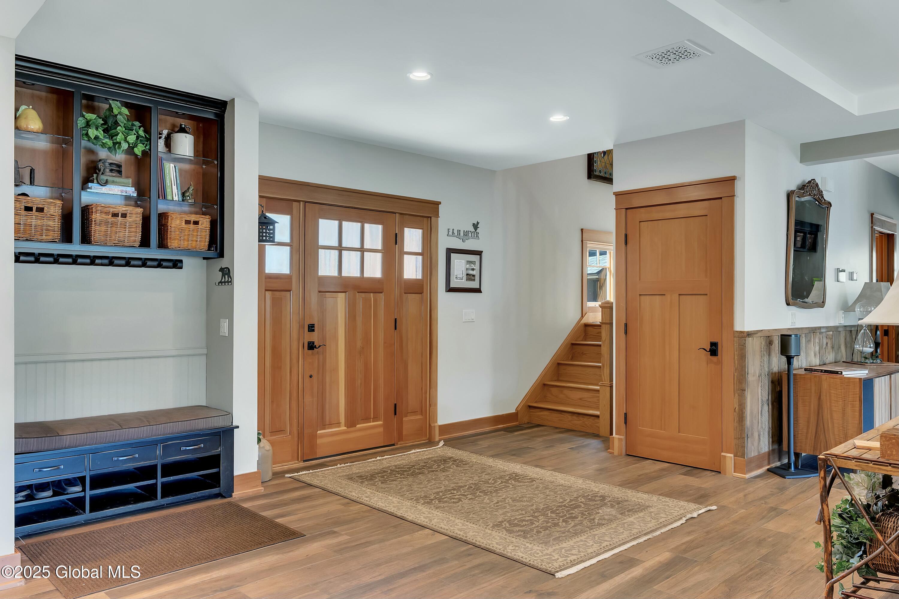 5666 Lake Shore Drive Drive