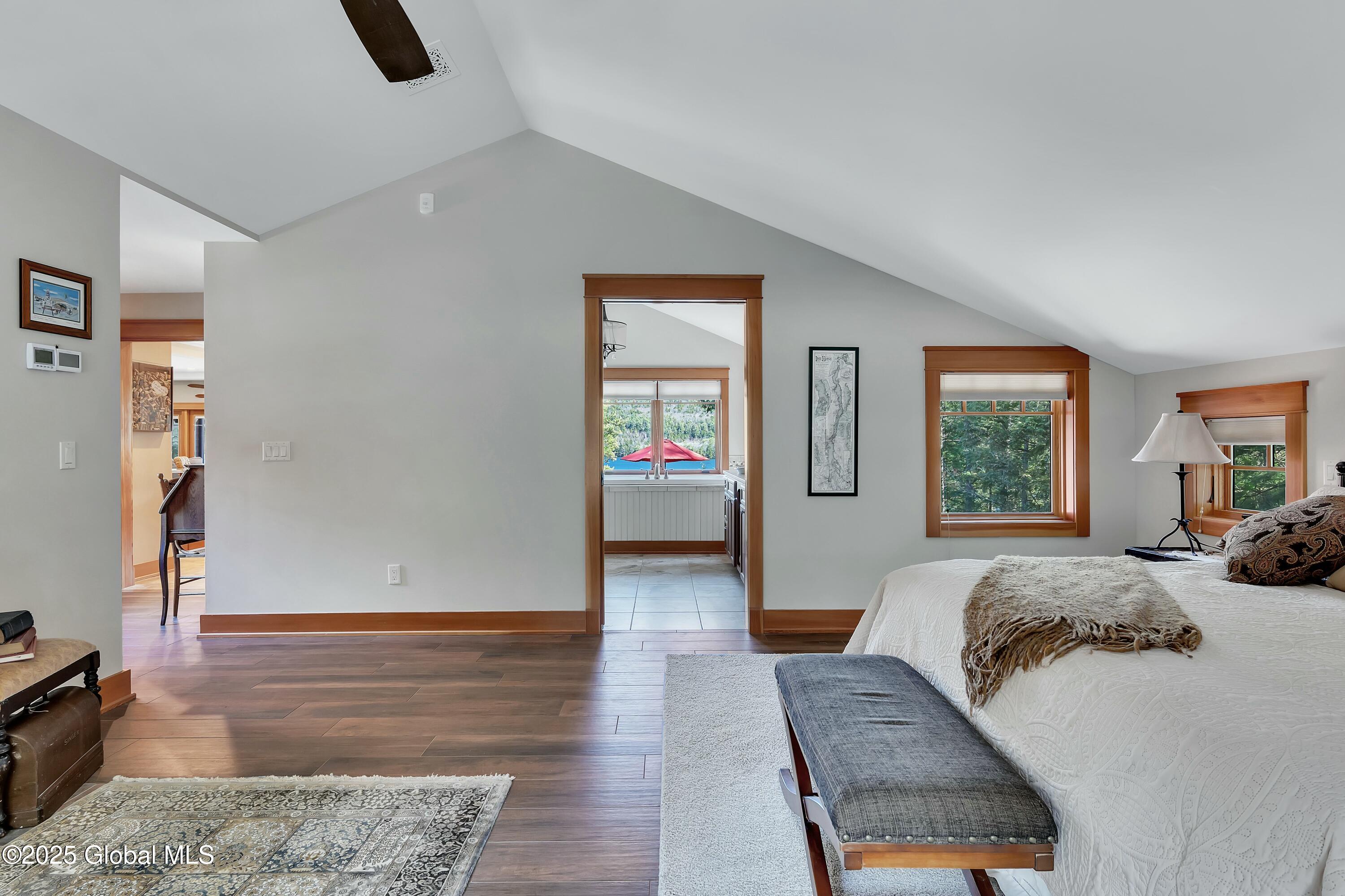 5666 Lake Shore Drive Drive