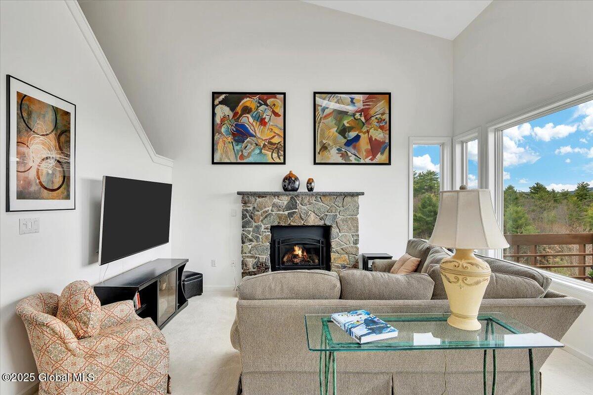 441 Lockhart Mountain Road, 60