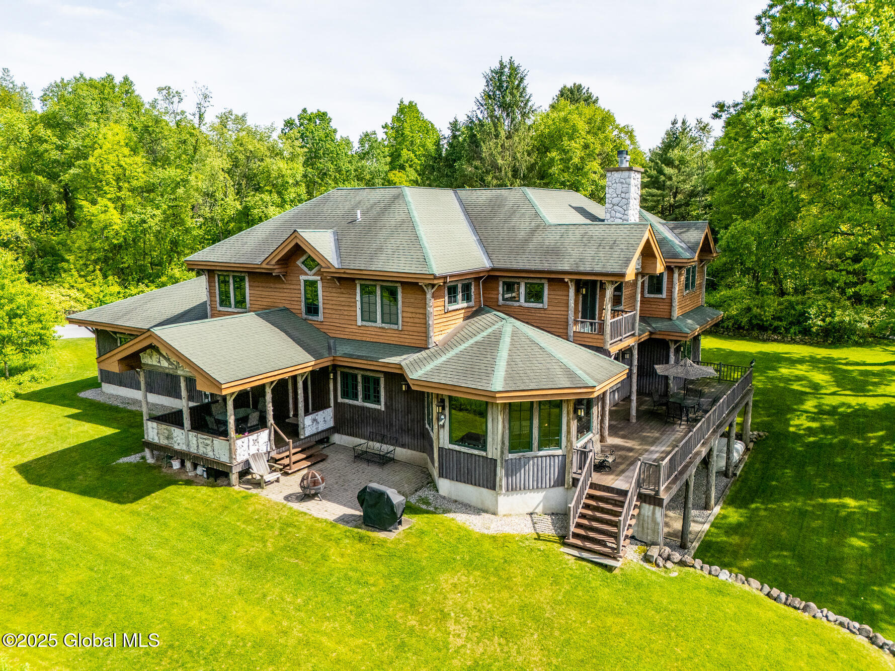 24 Wildwood Place, Queensbury