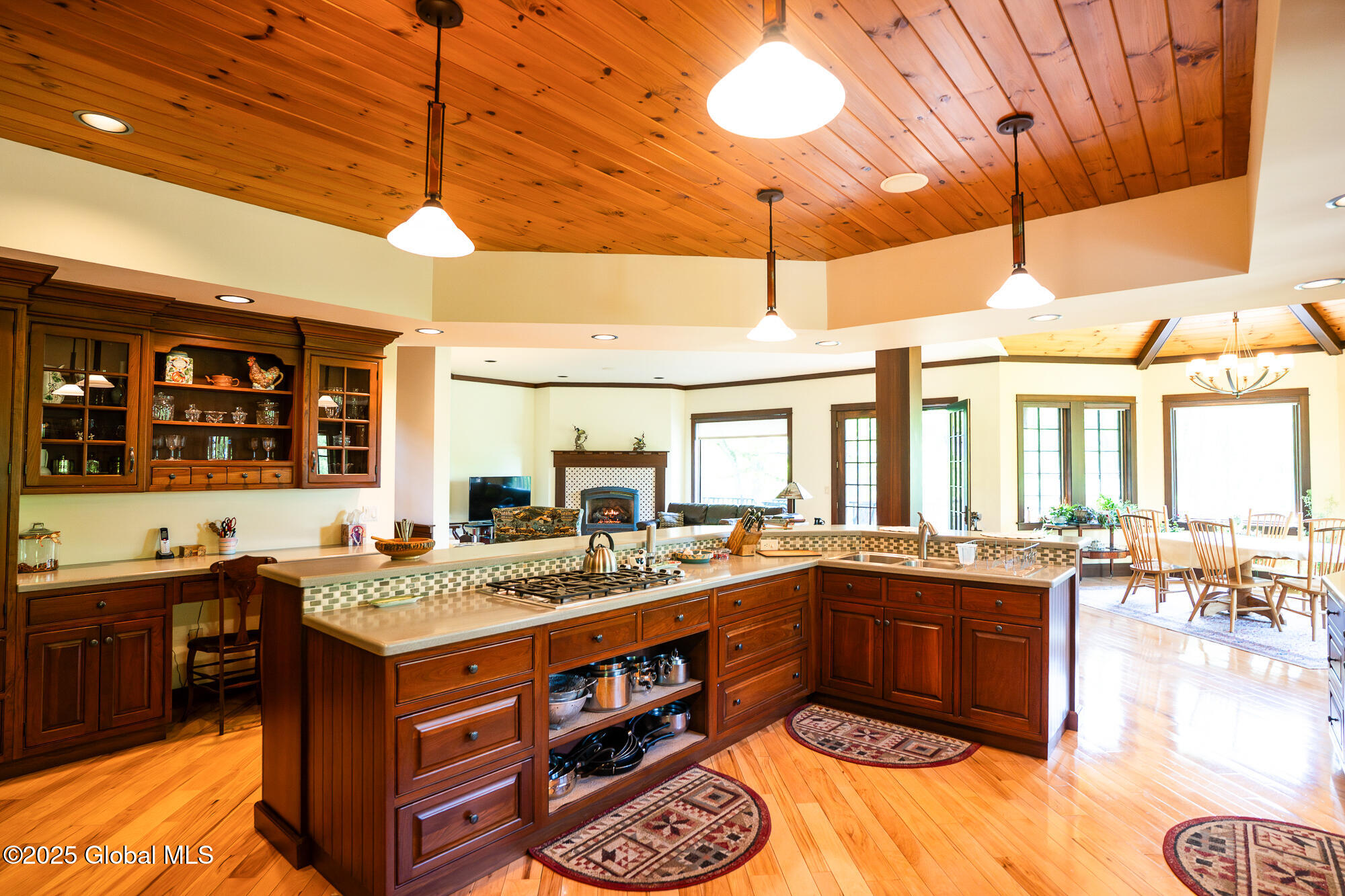 24 Wildwood Place, Queensbury