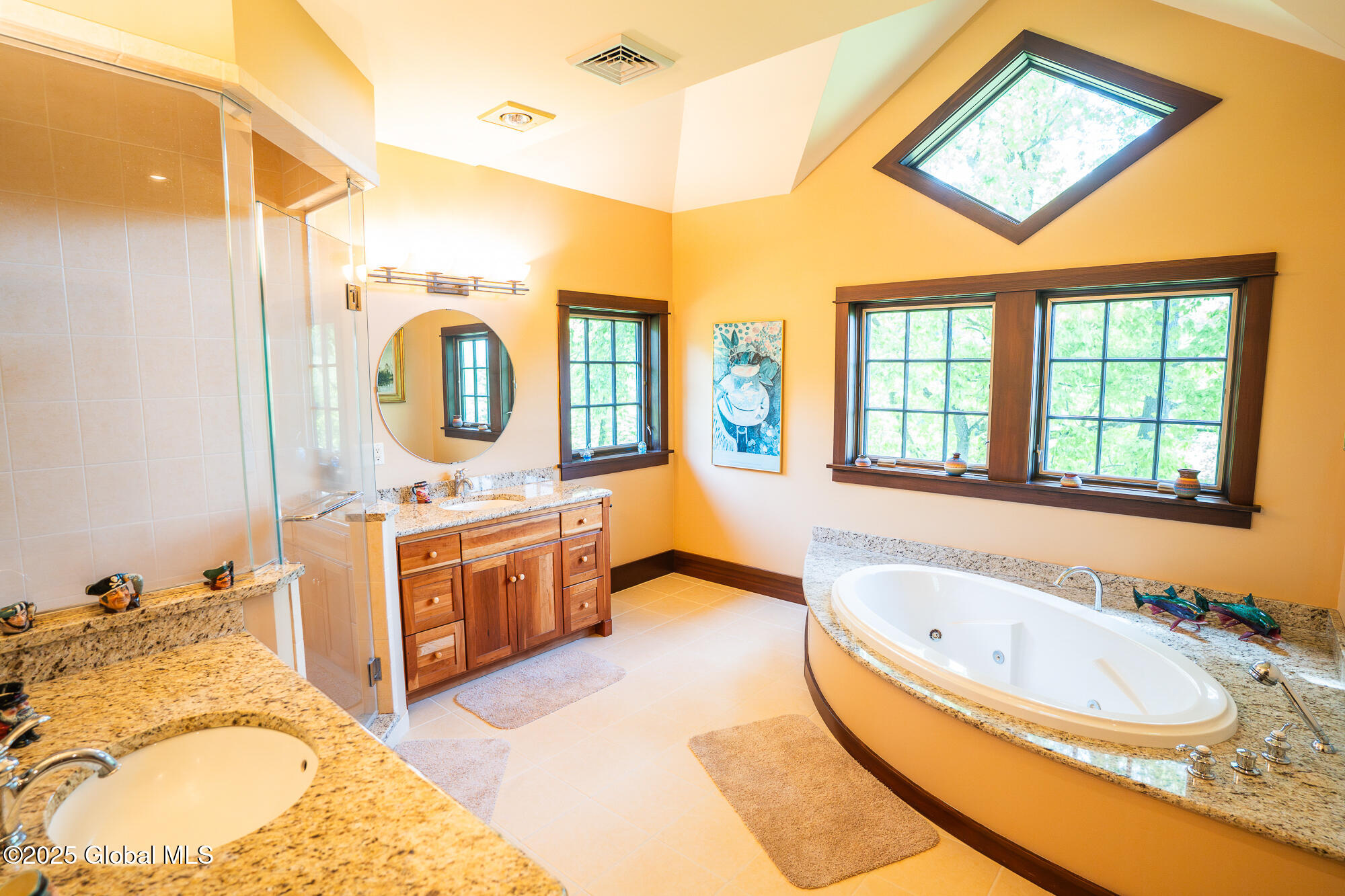 24 Wildwood Place, Queensbury