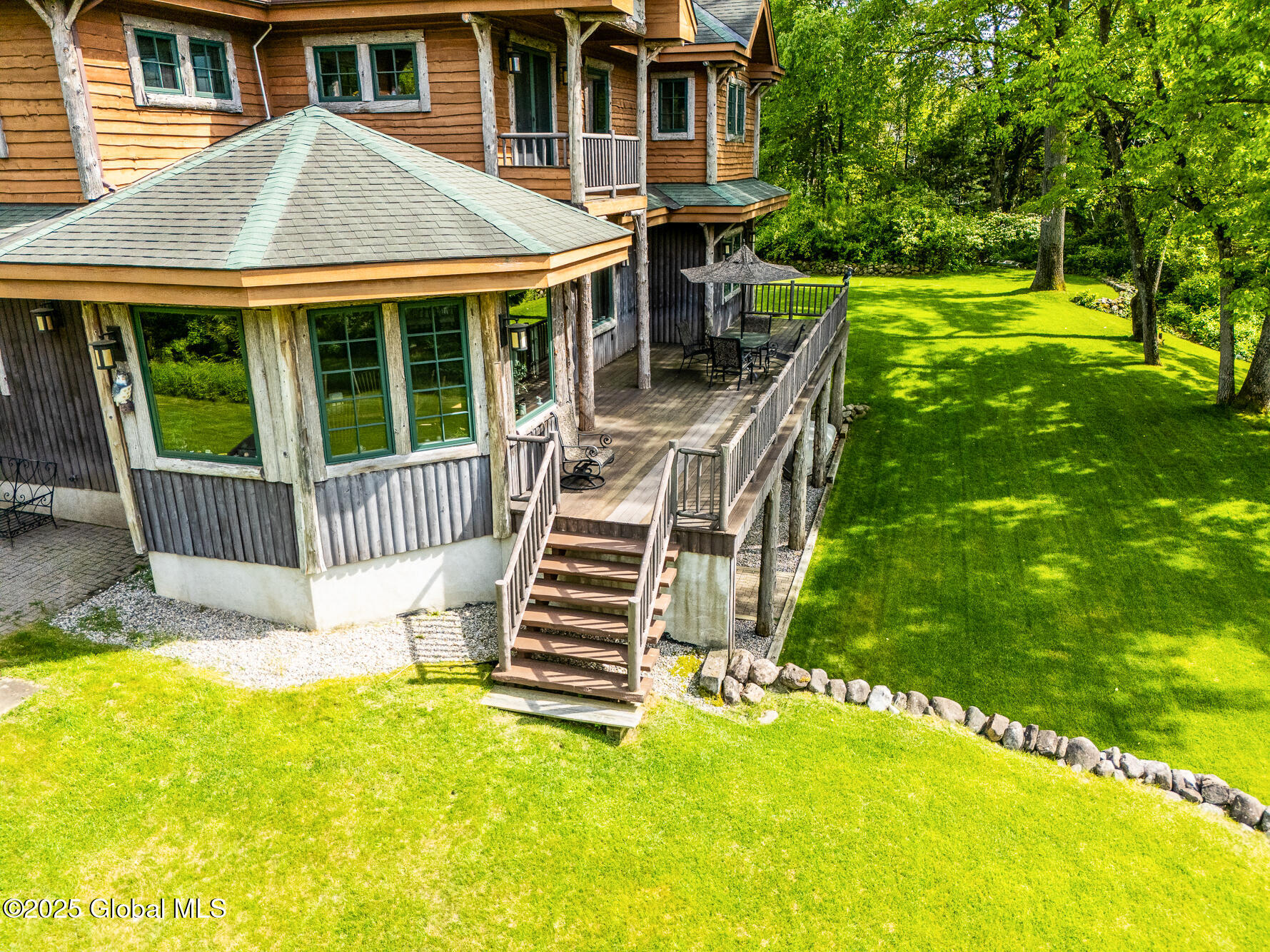 24 Wildwood Place, Queensbury