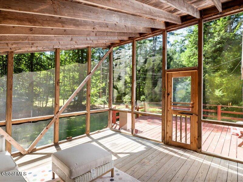 10 Mountain View Road