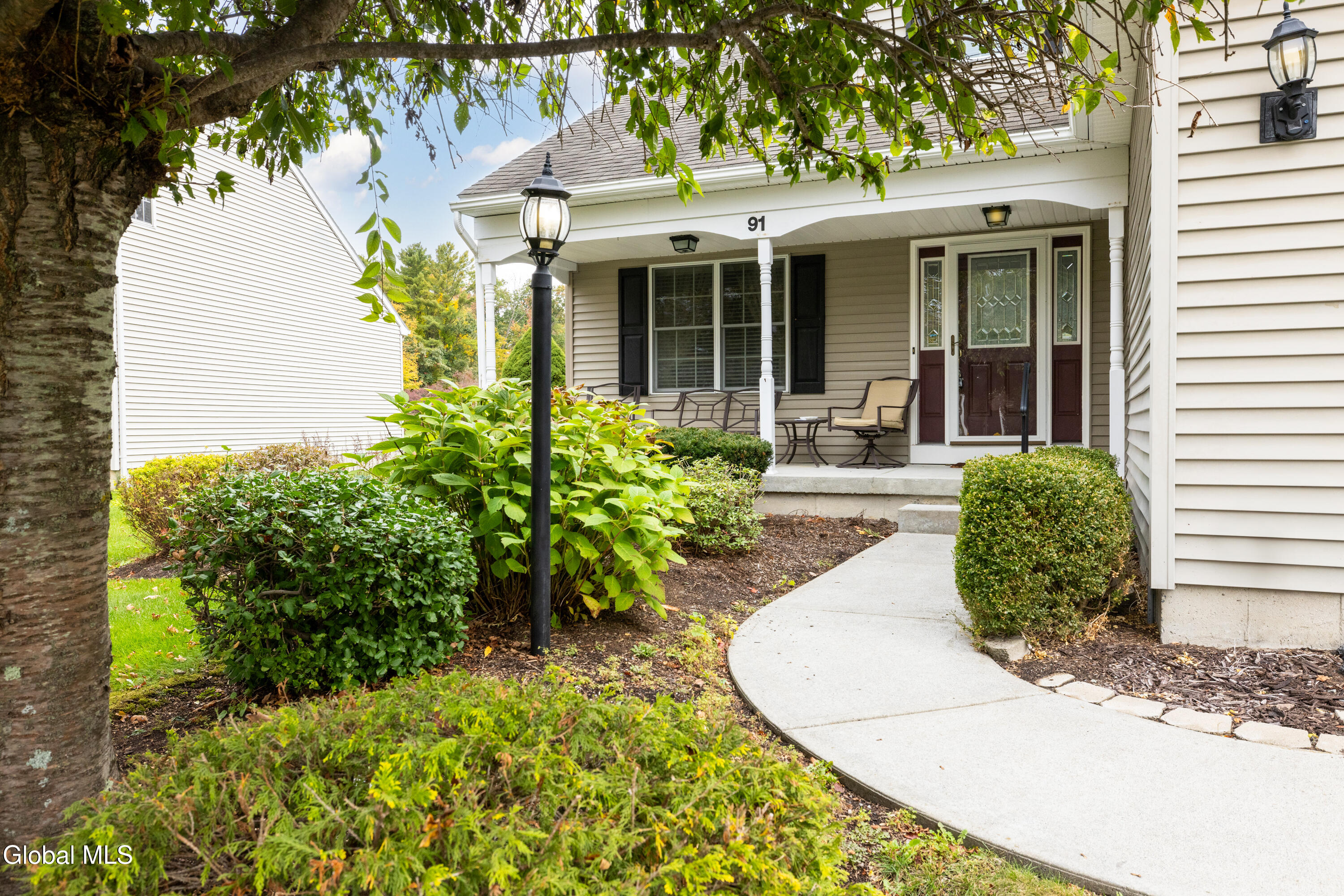 91 Surrey Field Drive