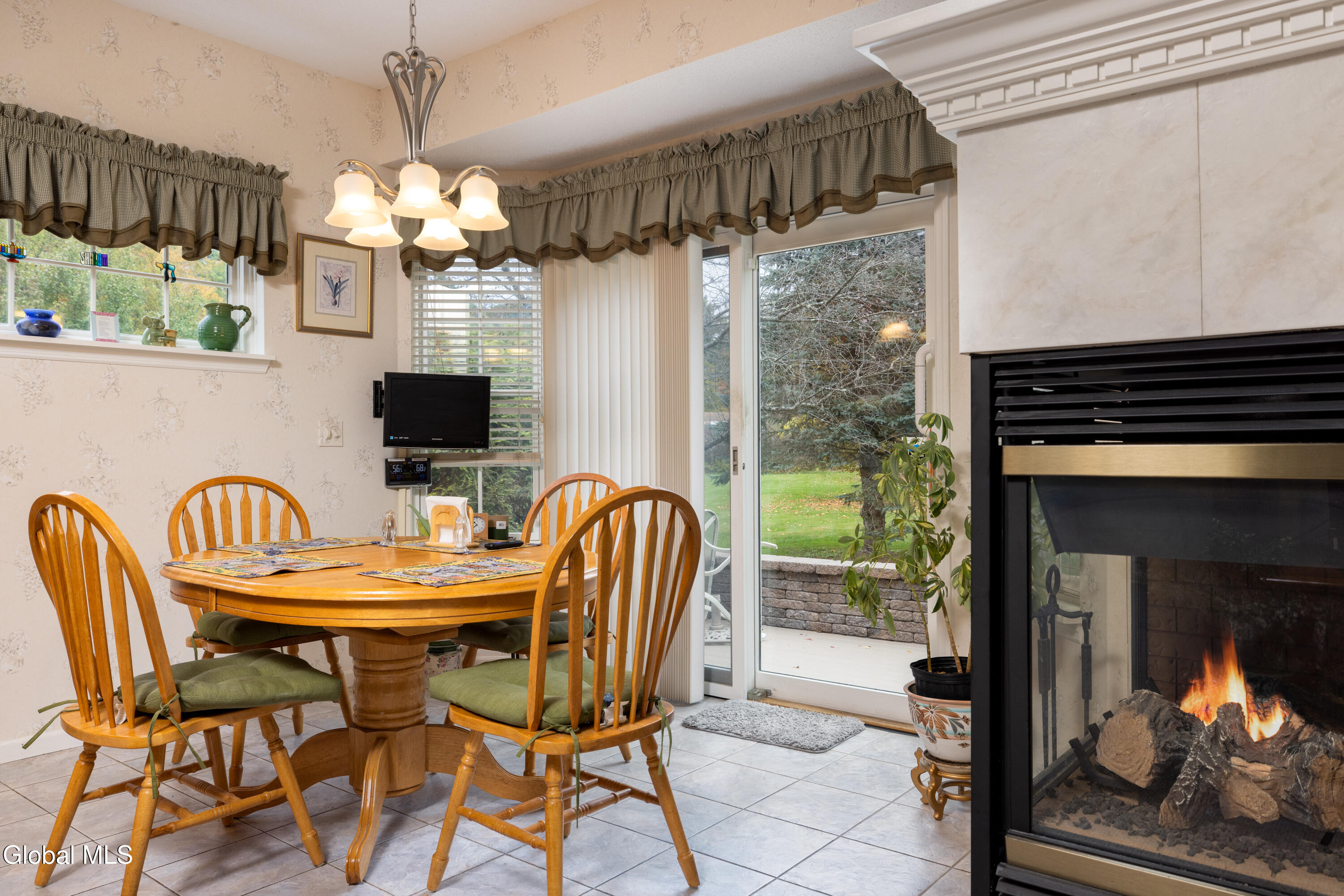 91 Surrey Field Drive