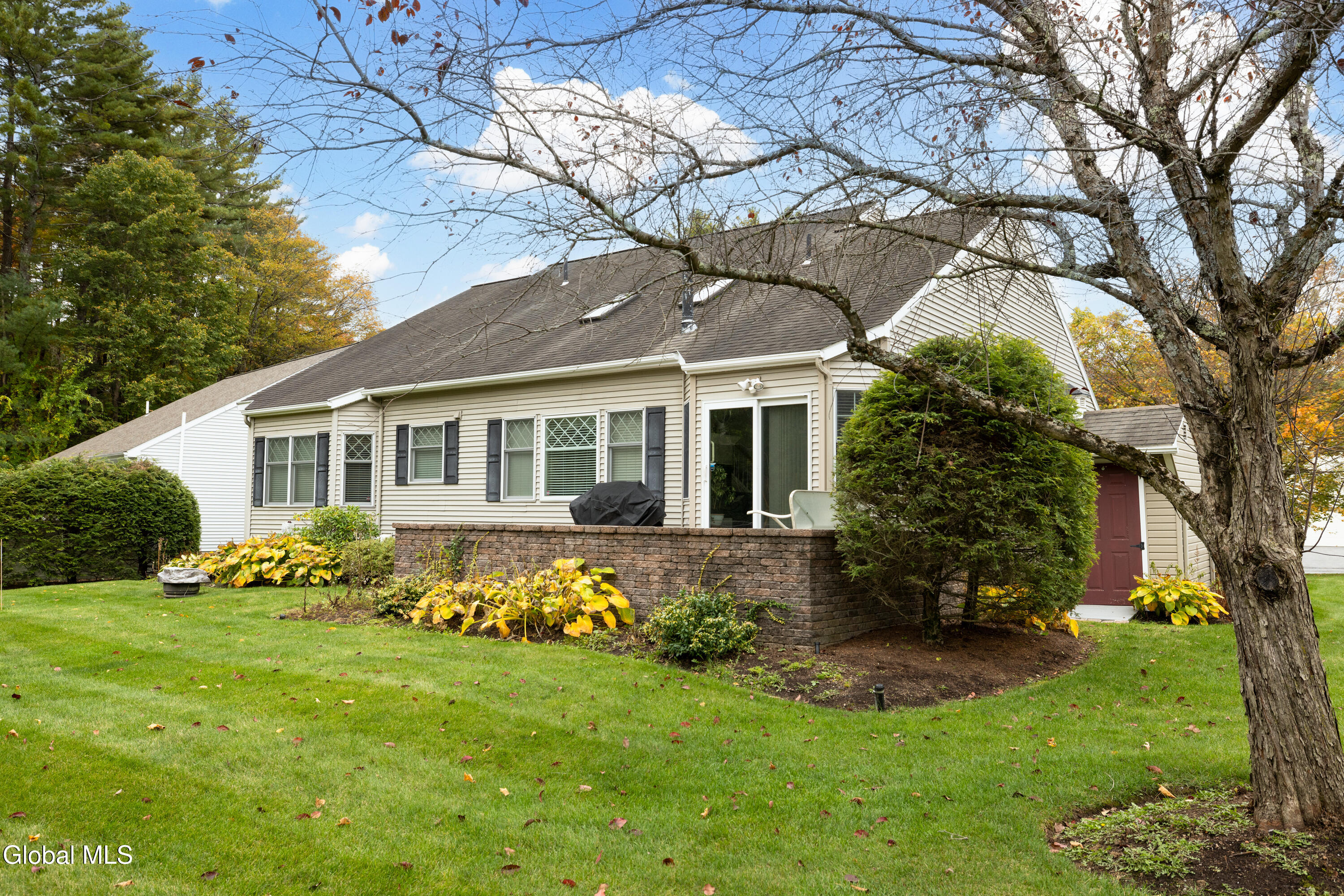 91 Surrey Field Drive