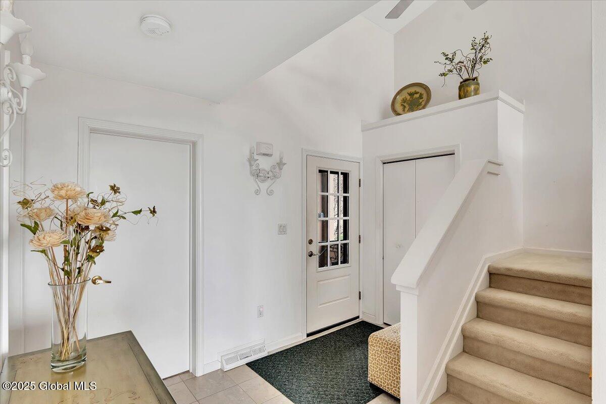 60 Top Of The World Road