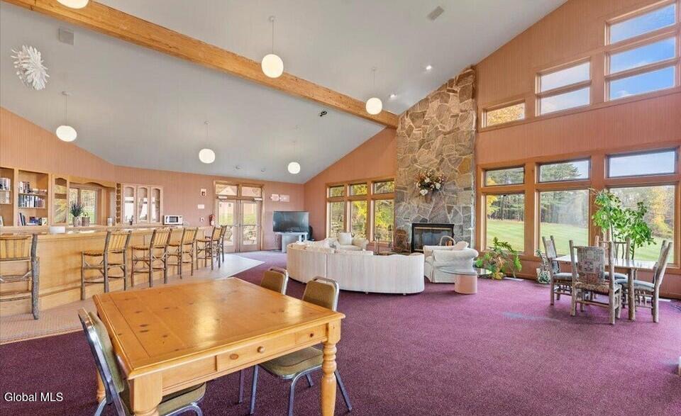 60 Top Of The World Road