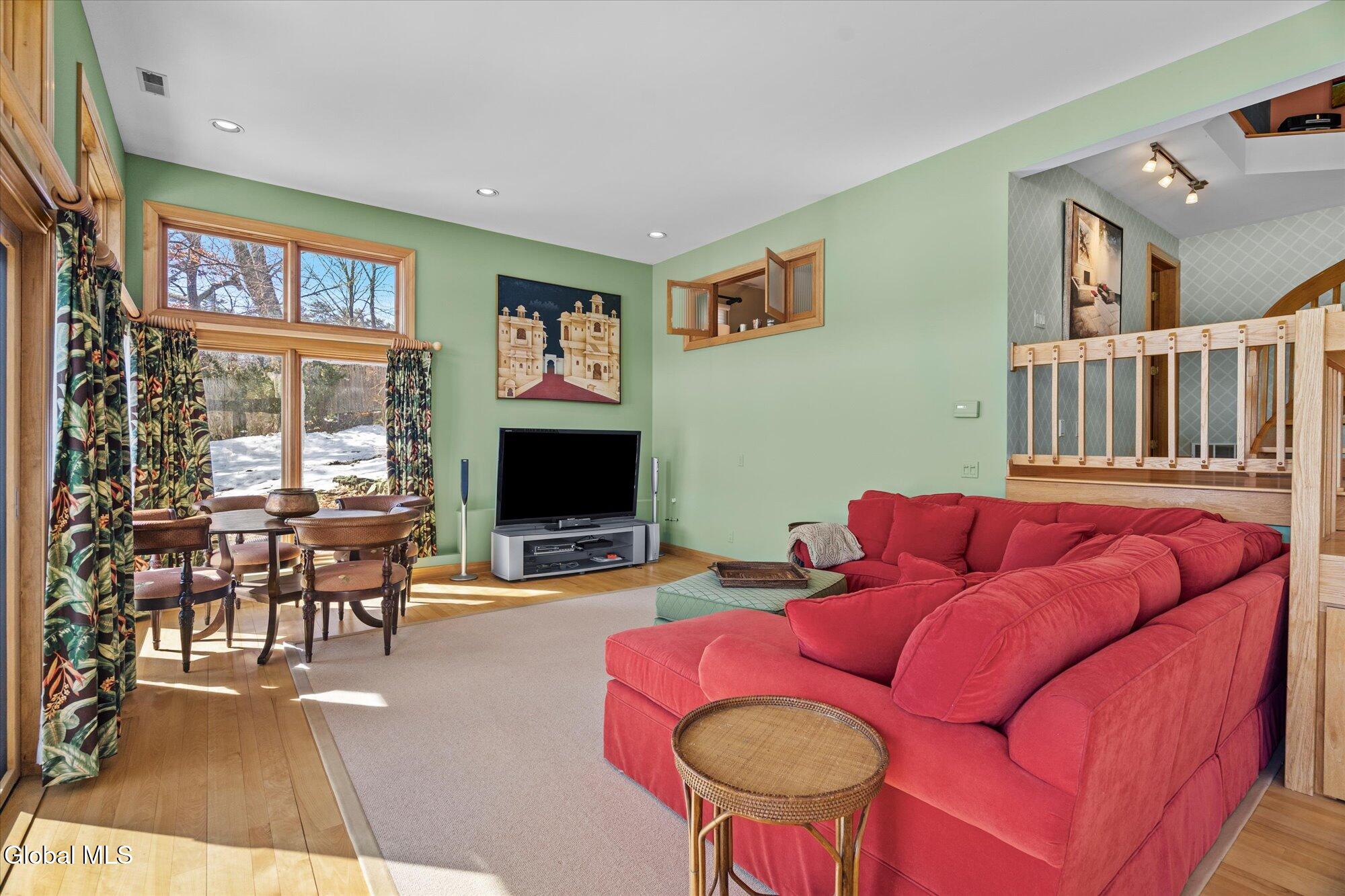 34 Westover Loop