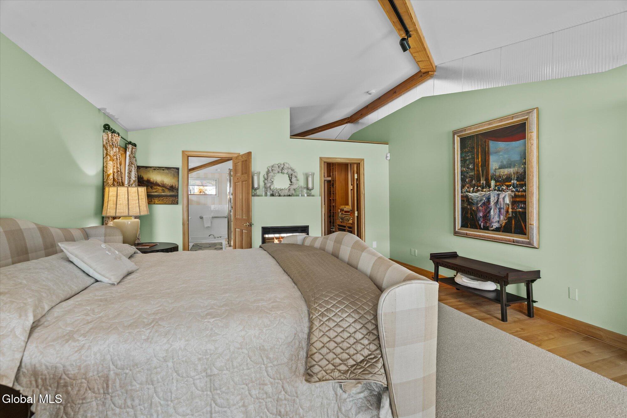 34 Westover Loop